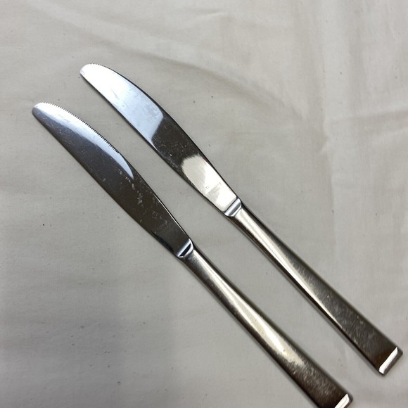 Towle stainless 9” dinner Knife Knives Lot Set 4 - Picture 1 of 11